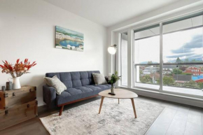 Spacious New Apartment with Working space@oakridge